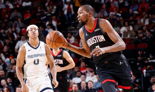 半岛体育下载-杜兰特33+8创NBA历史第1神迹，火箭力擒灰熊！申京33+9暴走创纪录